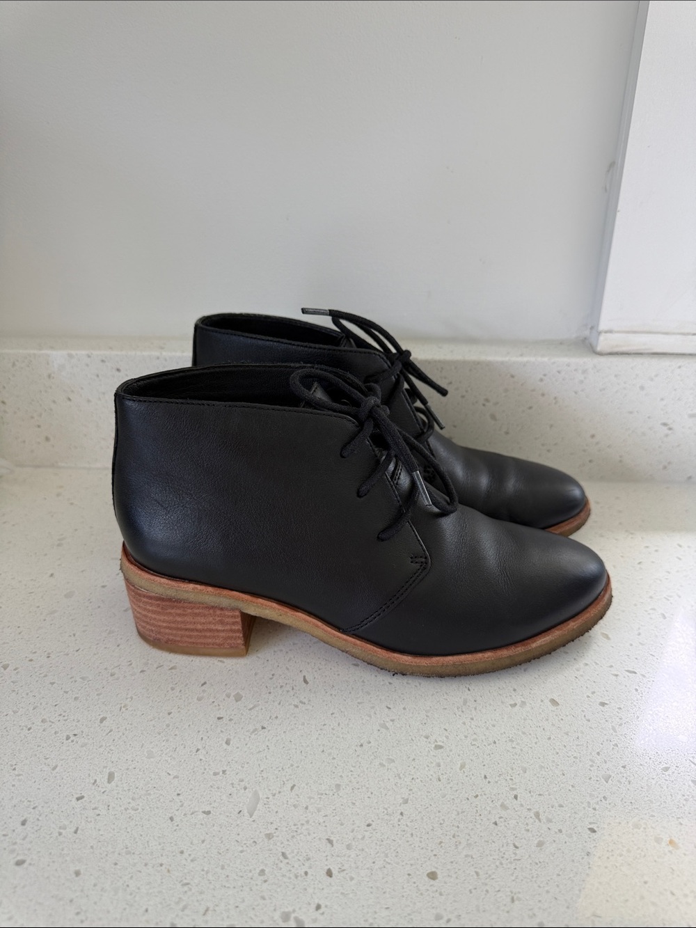 Clark’s Originals Phenia Carnaby Lace Up Ankle Boots Heel Size 6US/36EU